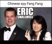 She's showing his penis size..png