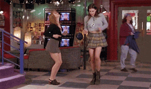 empire-records-renee-zellweger.gif