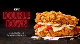 A picture of the KFC Double Down chicken sandwich 