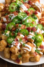 loaded-tater-tot-nachos-totchos-recipe-peasandcrayons-2-800x1200.jpg