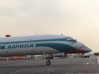 Alrosa_Tupolev_Tu154_domodedovo.jpeg