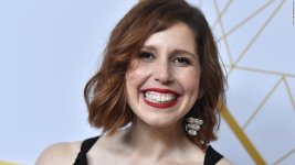 211029152421-vanessa-bayer-2019-file-super-169.jpg