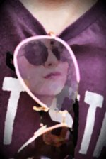 rayban.jpg rayban.jpg