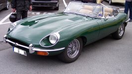 Jaguar_E-Type_4.2_Coupe_green_vl.jpg Jaguar_E-Type_4.2_Coupe_green_vl.jpg